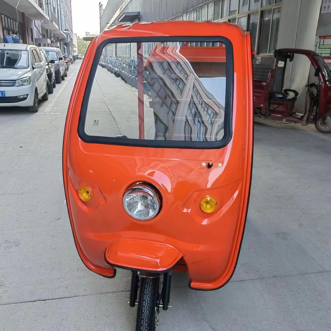 Triciclu electric de marfă model Bitz-Bitz Cargo S3